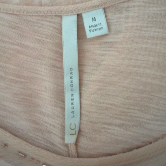 LC Lauren Conrad Pima Cotton Blend Blush Pink Beaded Flower Top M - Picture 2 of 11